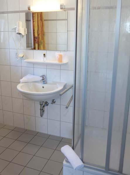 Hotel Wetterau - Self-Check-In Wölfersheim Exteriér fotografie
