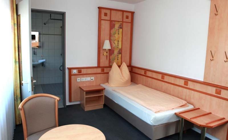 Hotel Wetterau - Self-Check-In Wölfersheim Exteriér fotografie